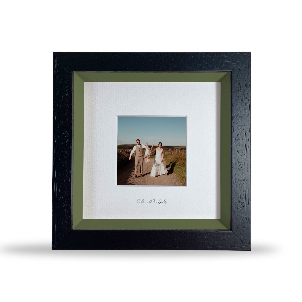 Personalised printed wedding photo and premium gallery frame wedding gift - Print Club North